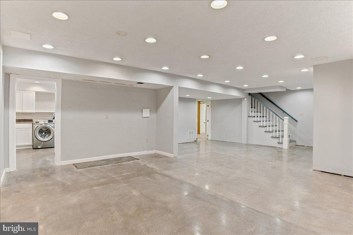 1202 Handley Avenue photo 59