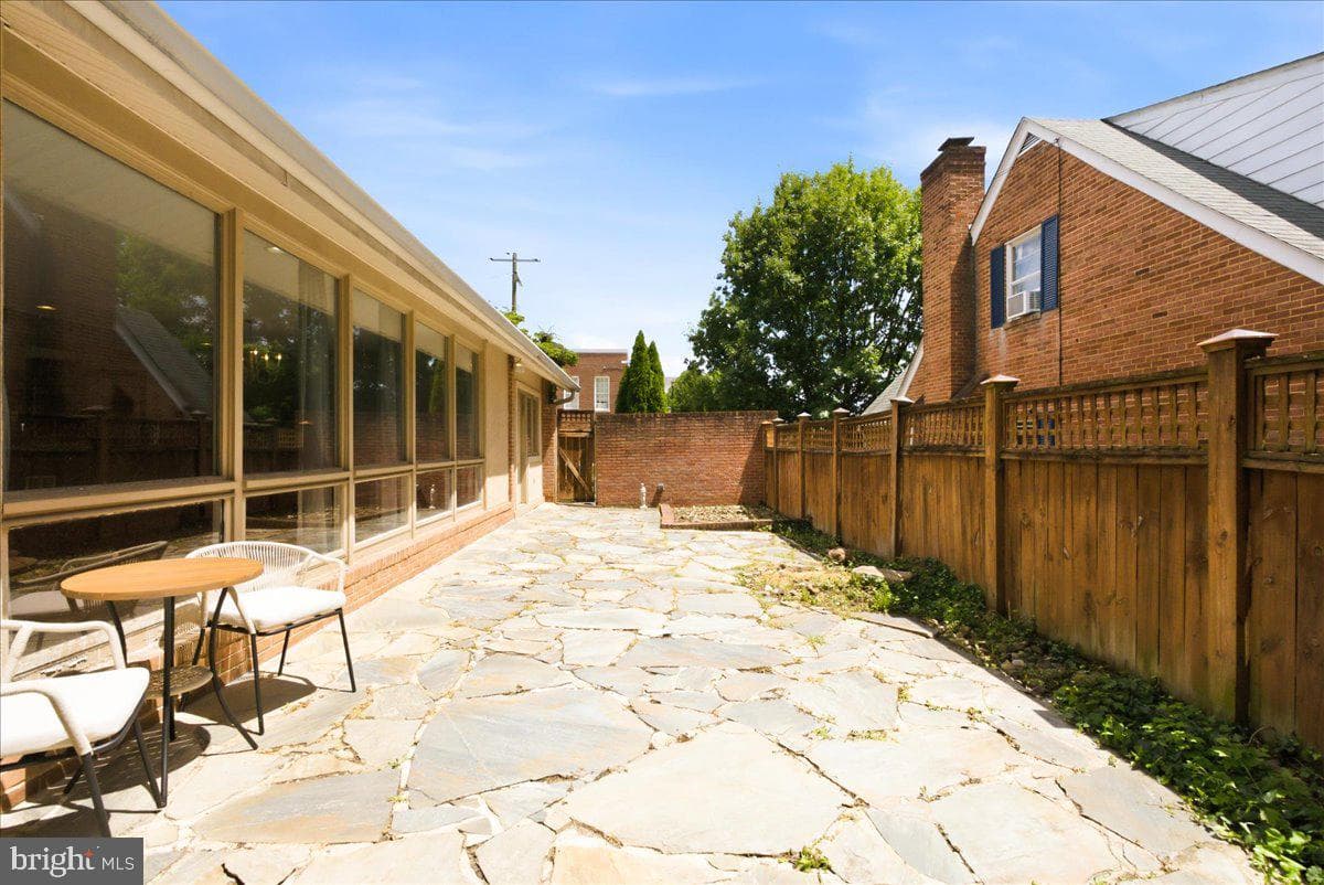 1202 Handley Avenue photo 70