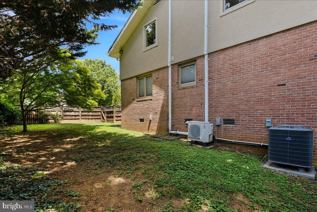 1202 Handley Avenue photo 79