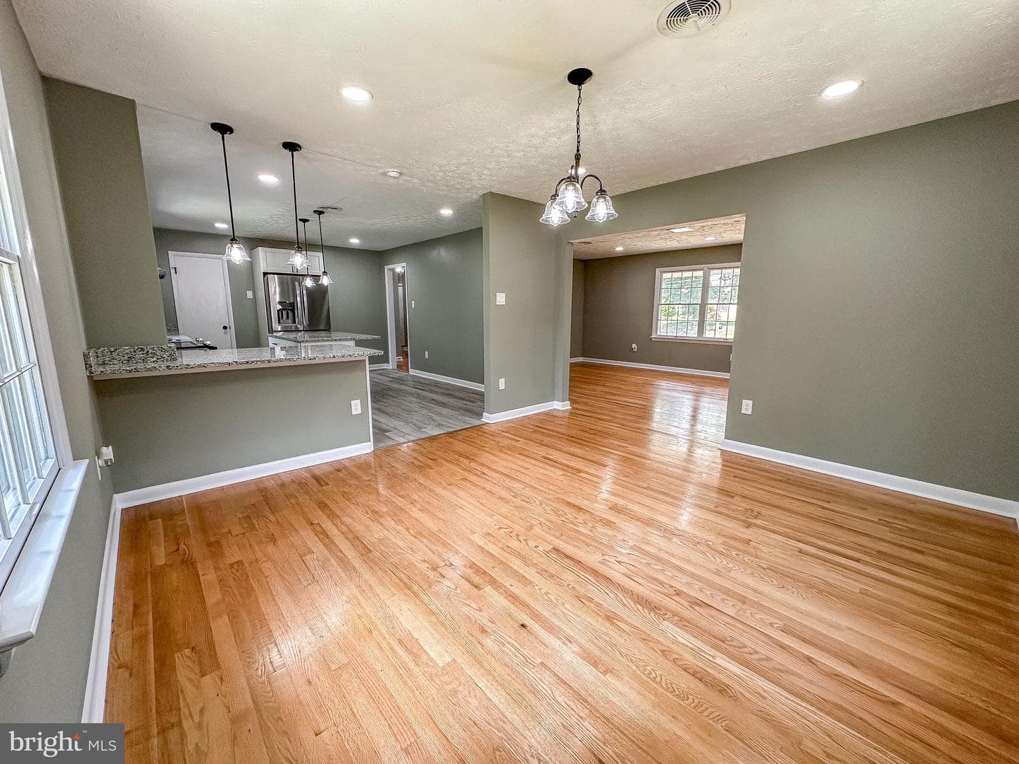 110 Russellcroft Road photo 8