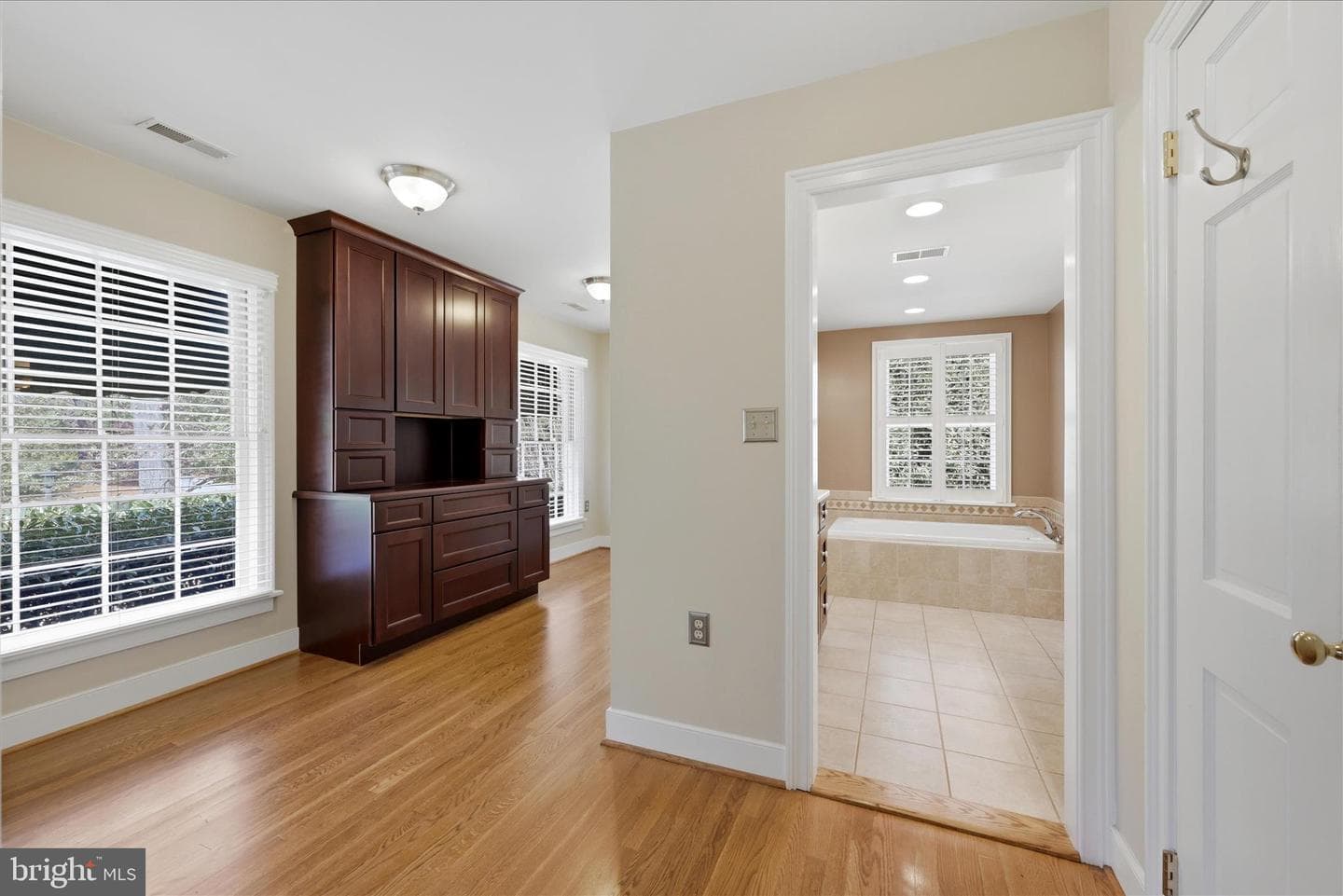 466 Merrimans Lane photo 36