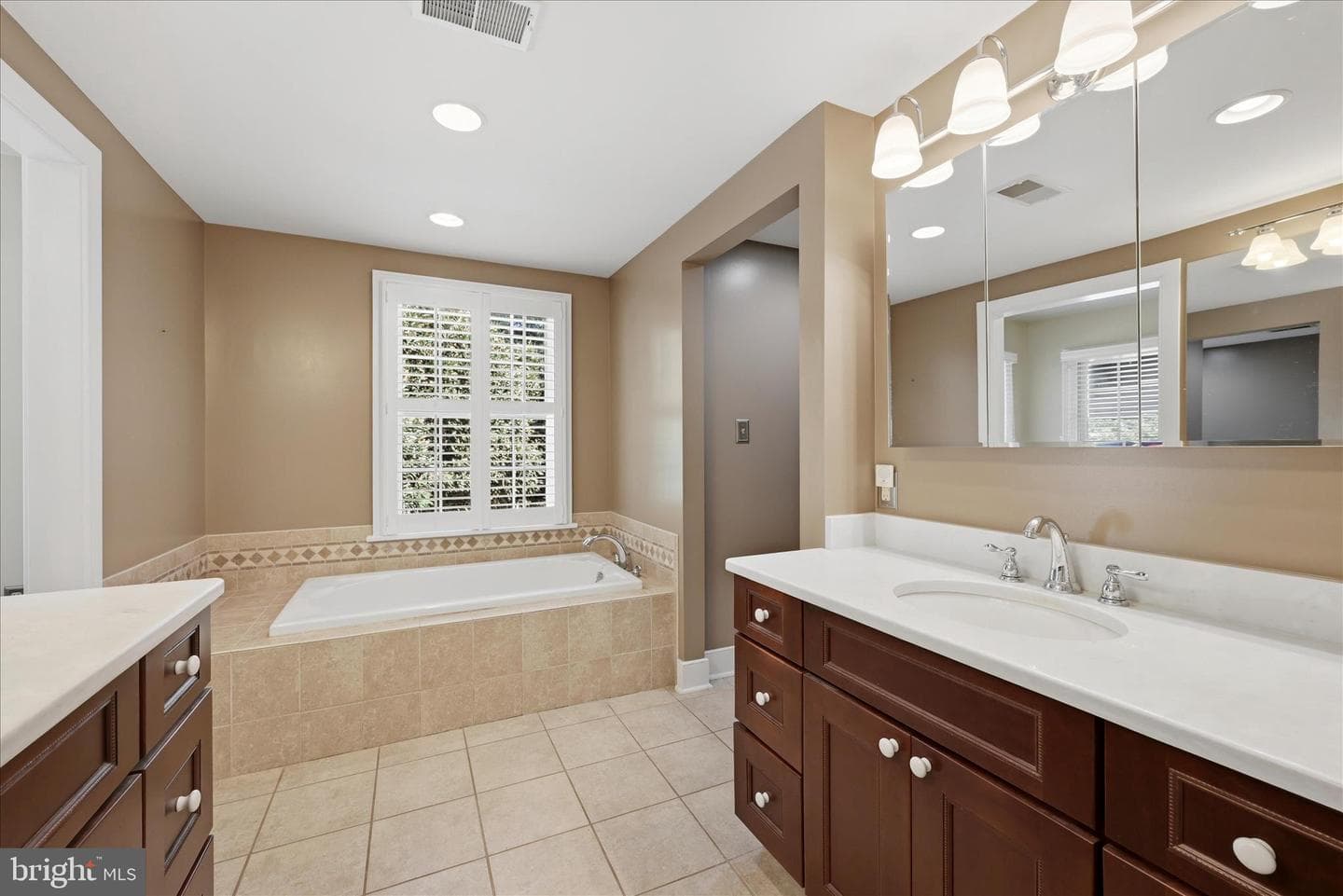 466 Merrimans Lane photo 37