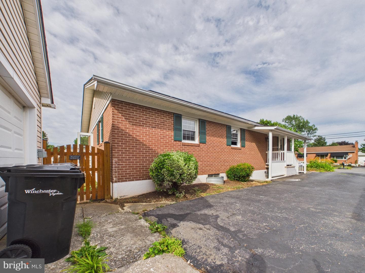 225 Fox Drive photo 38