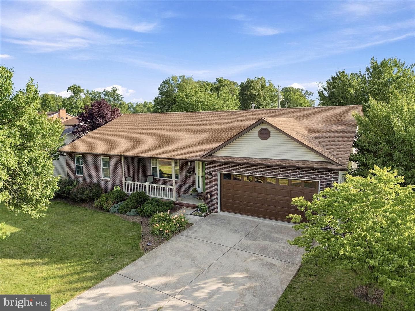 209 W Cedarmeade Ave, Winchester