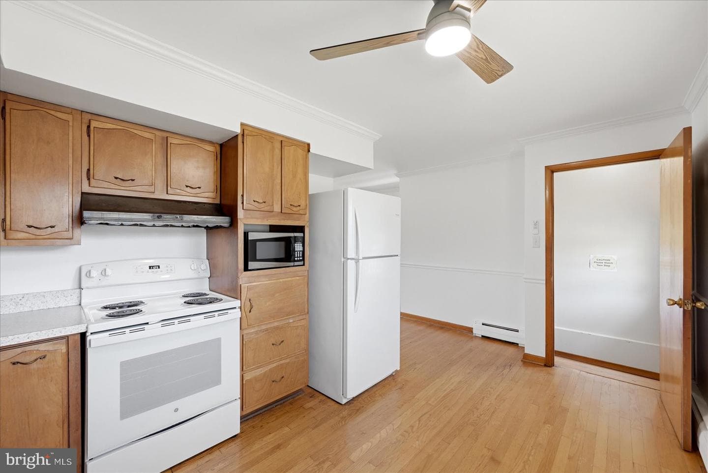 101 Locust Avenue photo 16
