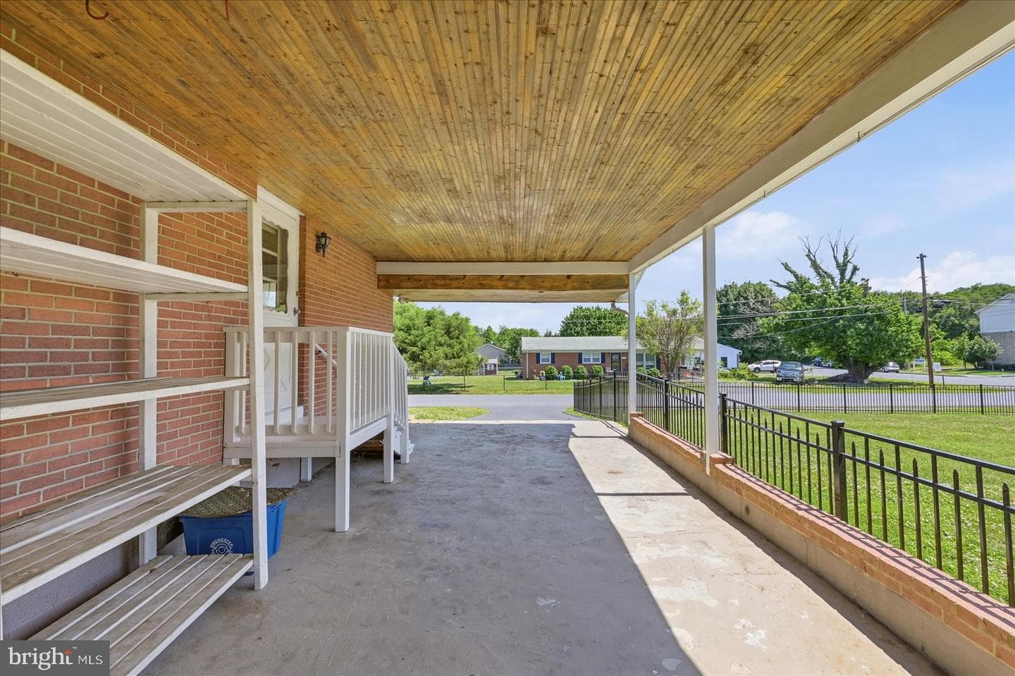 101 Locust Avenue photo 40