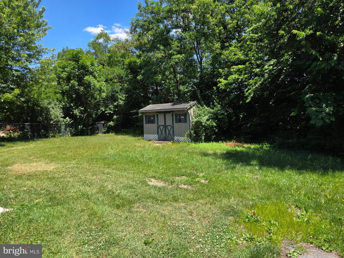 1033 Allen Drive photo 5