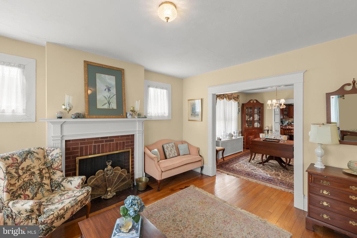 305 Amherst Street photo 5
