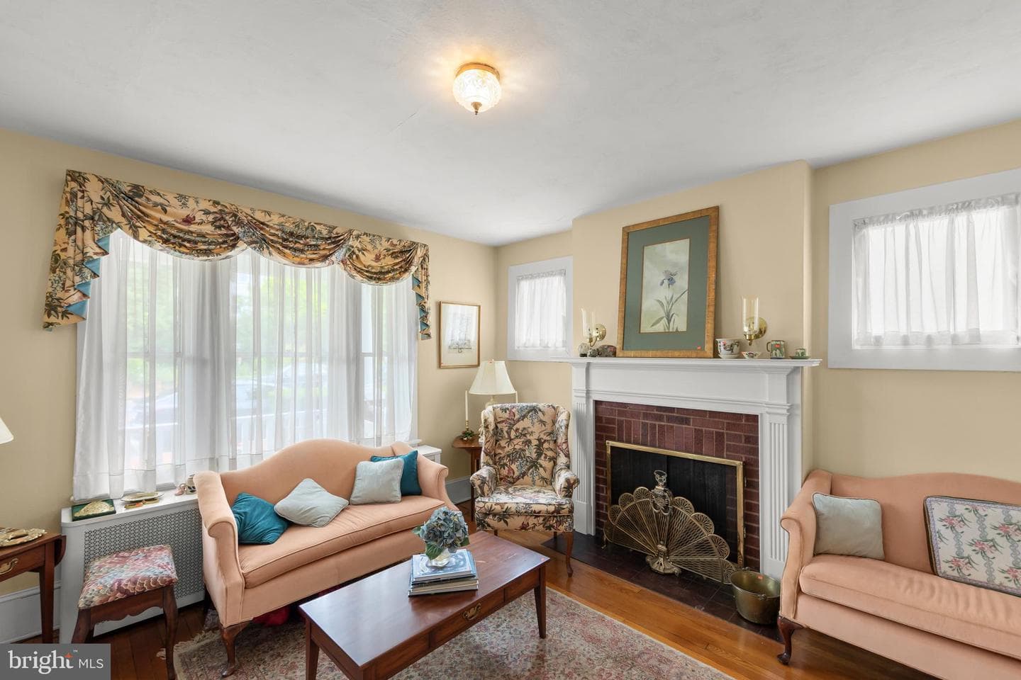 305 Amherst Street photo 6