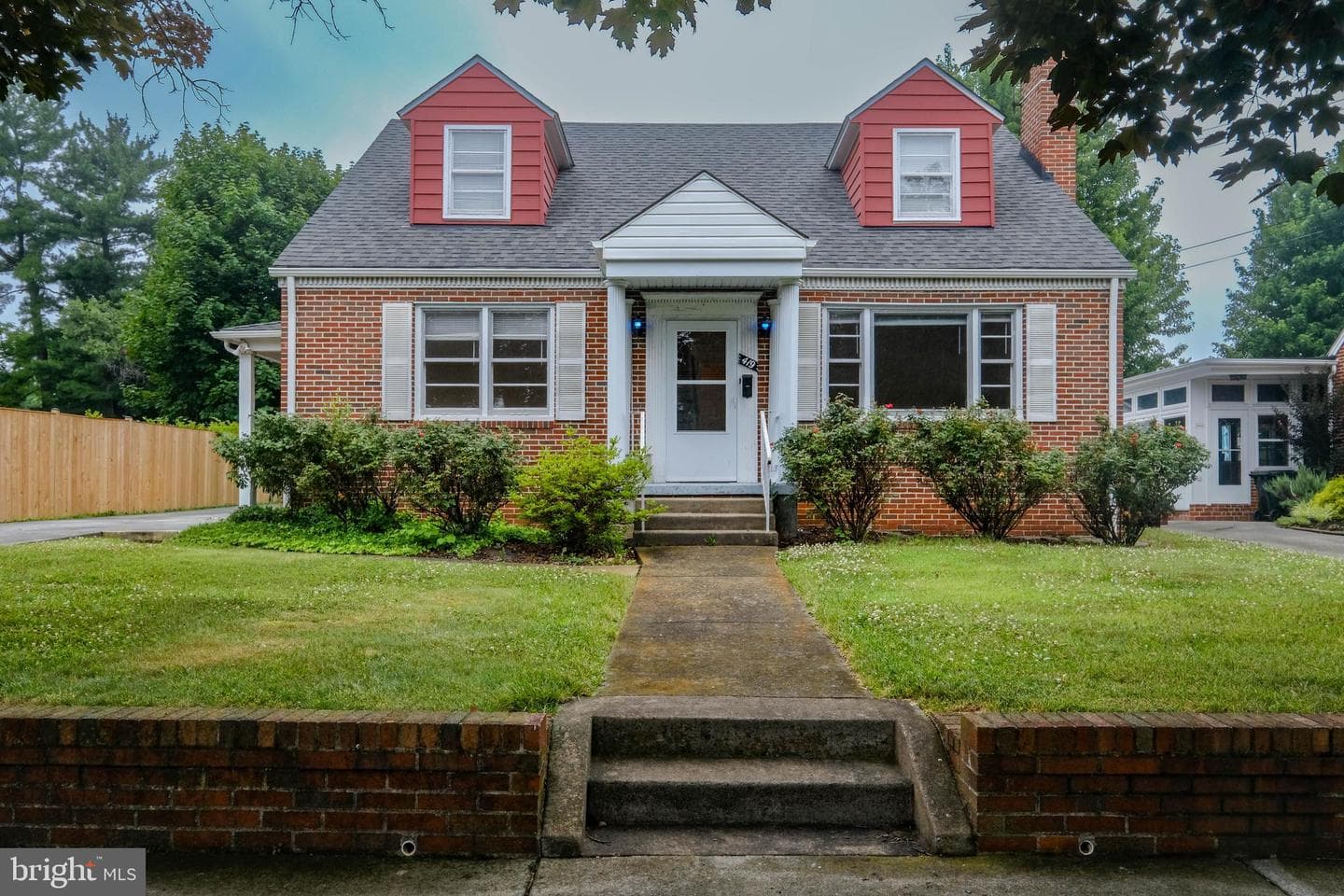 419 Van Fossen St, Winchester