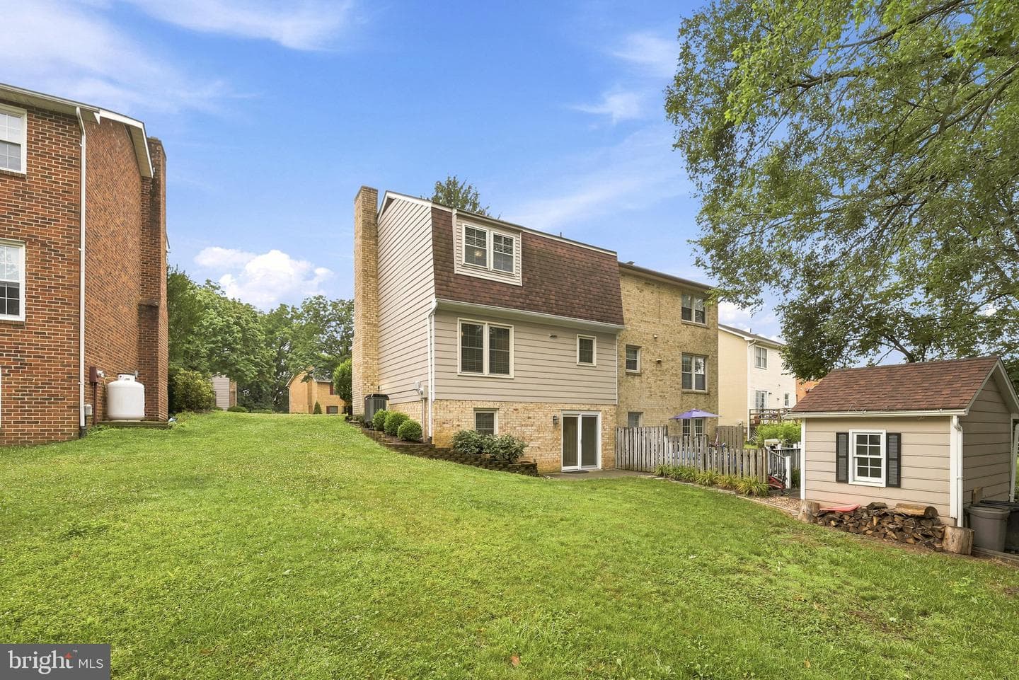 824 Appleseed Court photo 34
