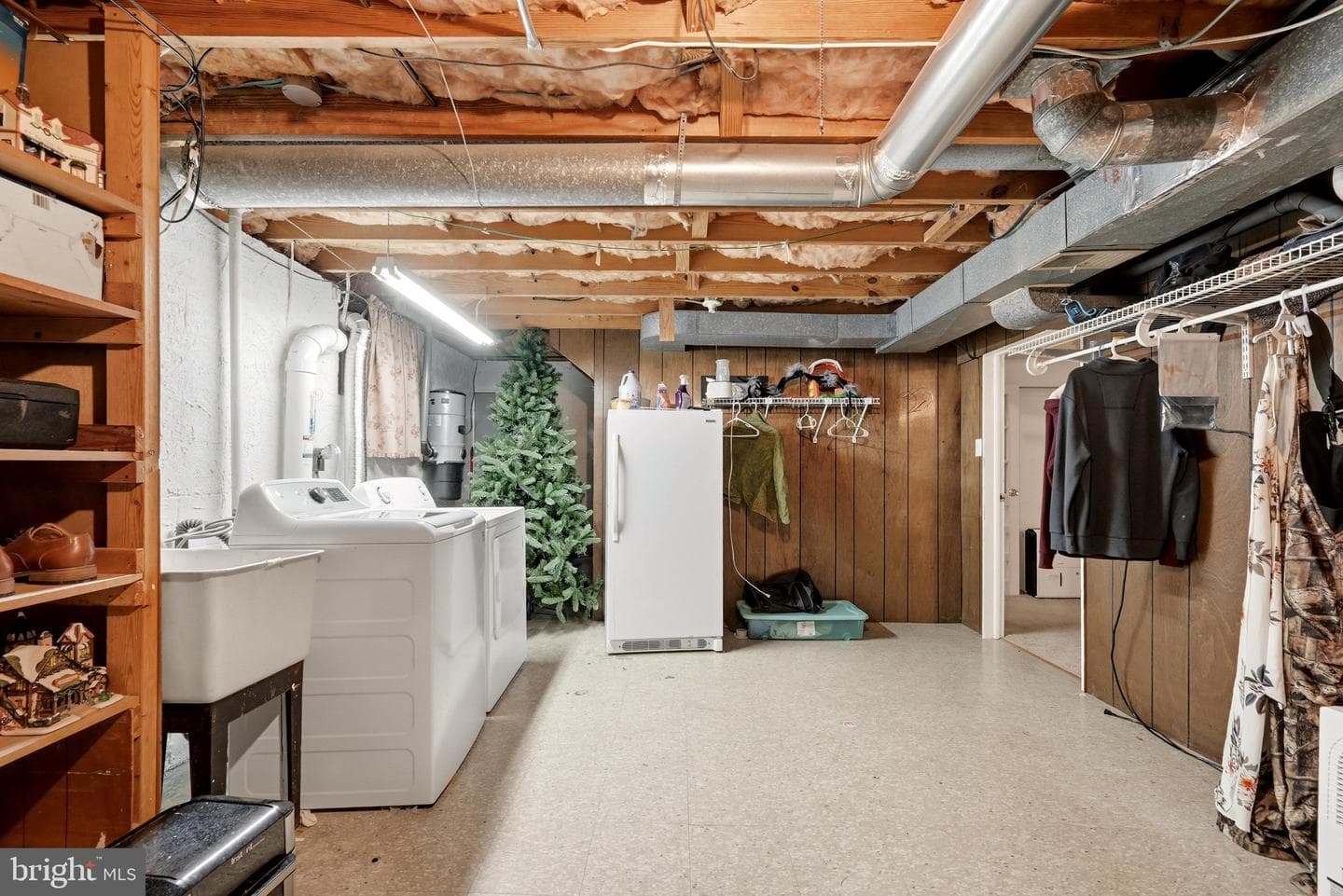 912 Allen Drive photo 33