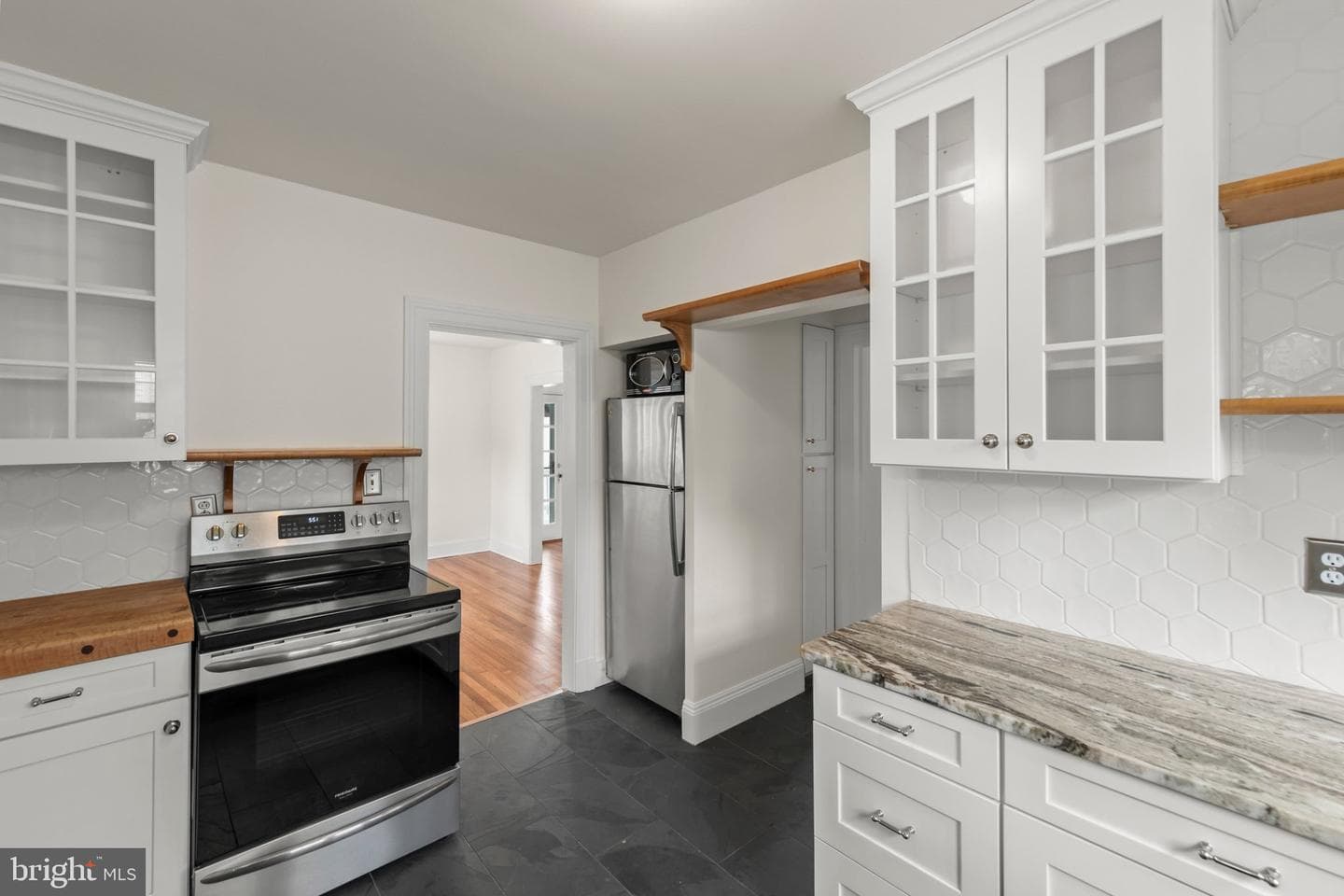 108 Morgan Street photo 18