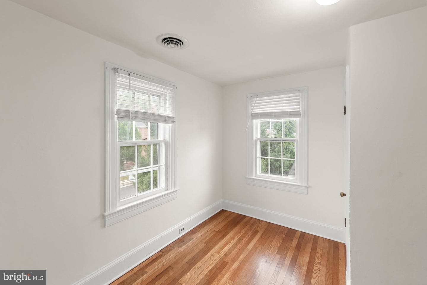 108 Morgan Street photo 27