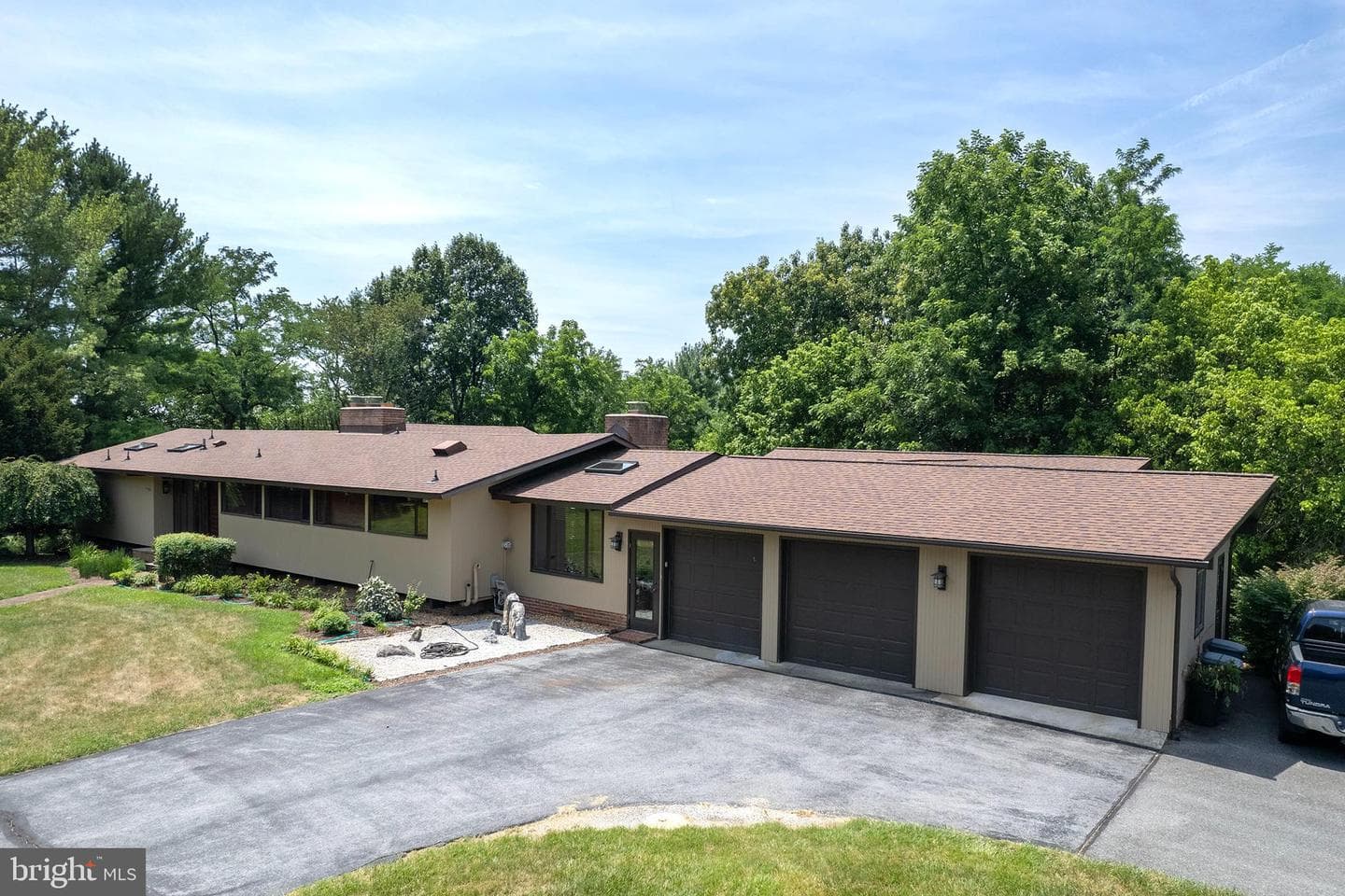 517 Merrimans Lane photo 3