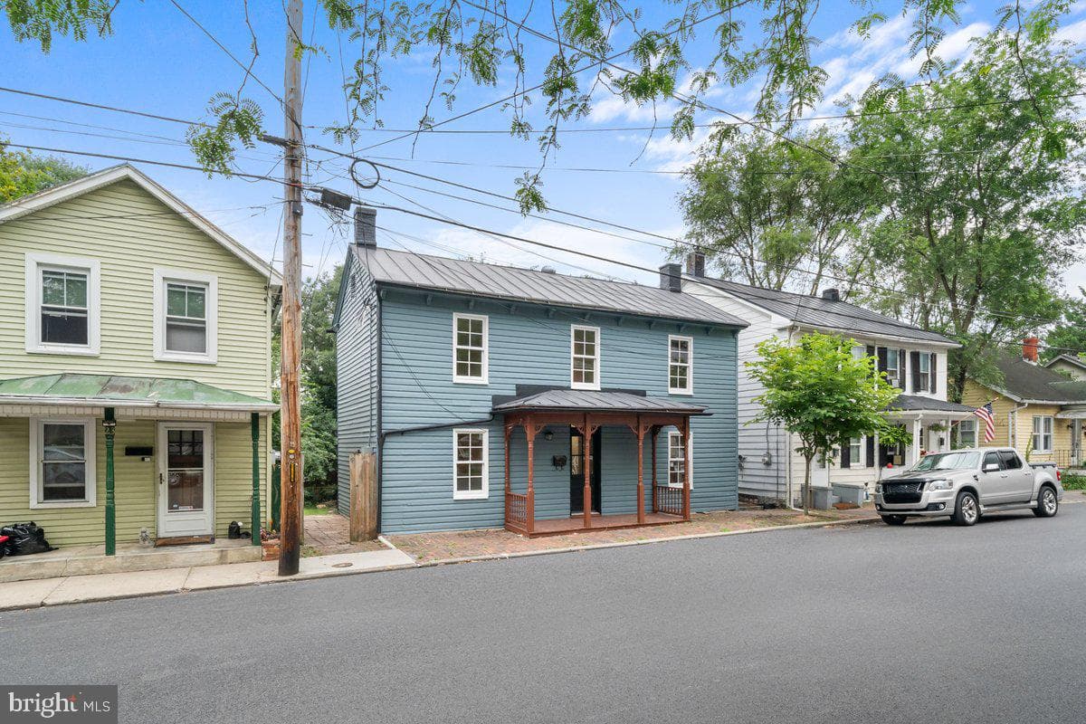 21 E Germain Street photo 3