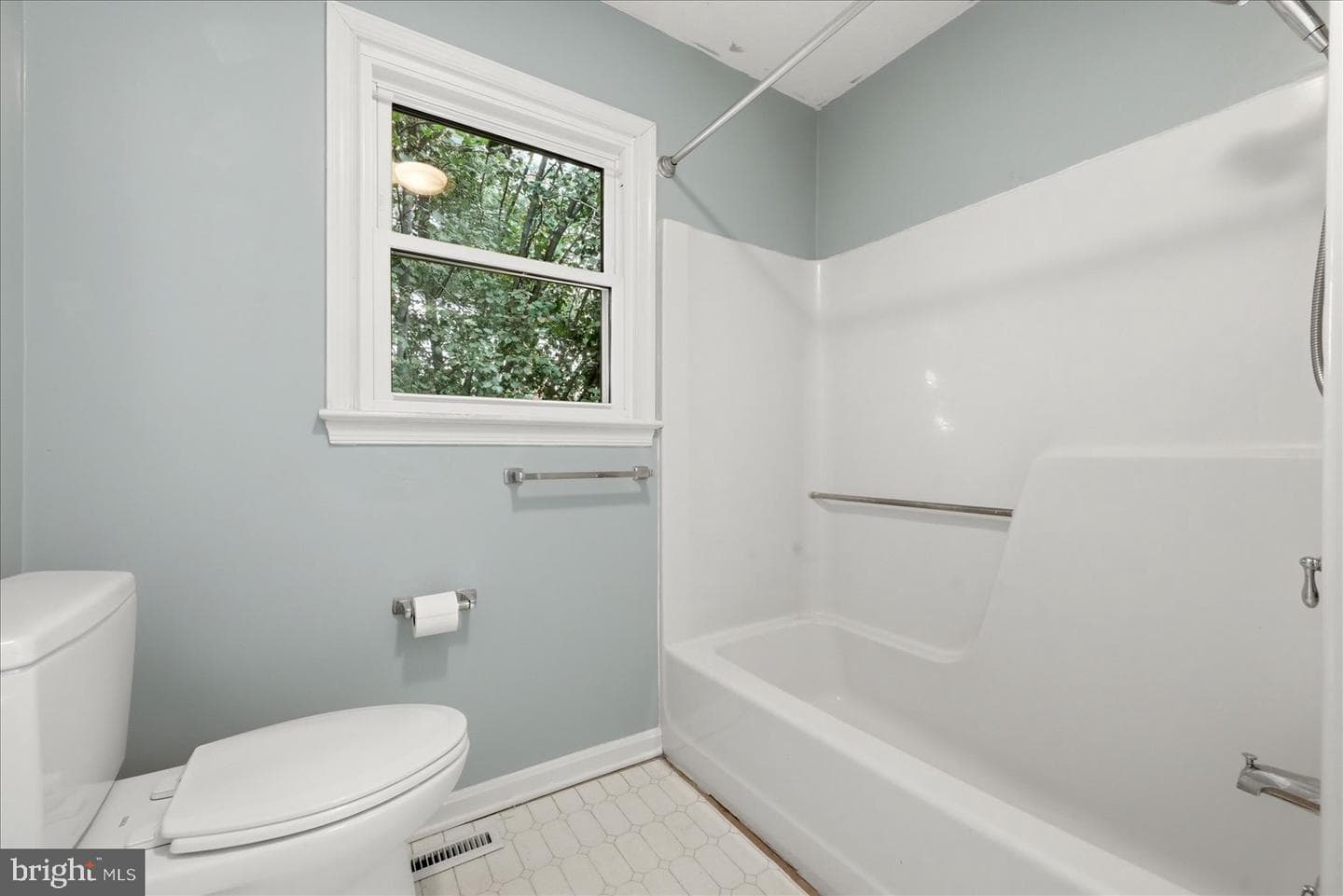913 Orchard Hill Drive photo 29