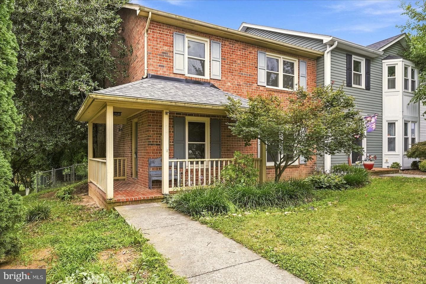 913 Orchard Hill Drive photo 3