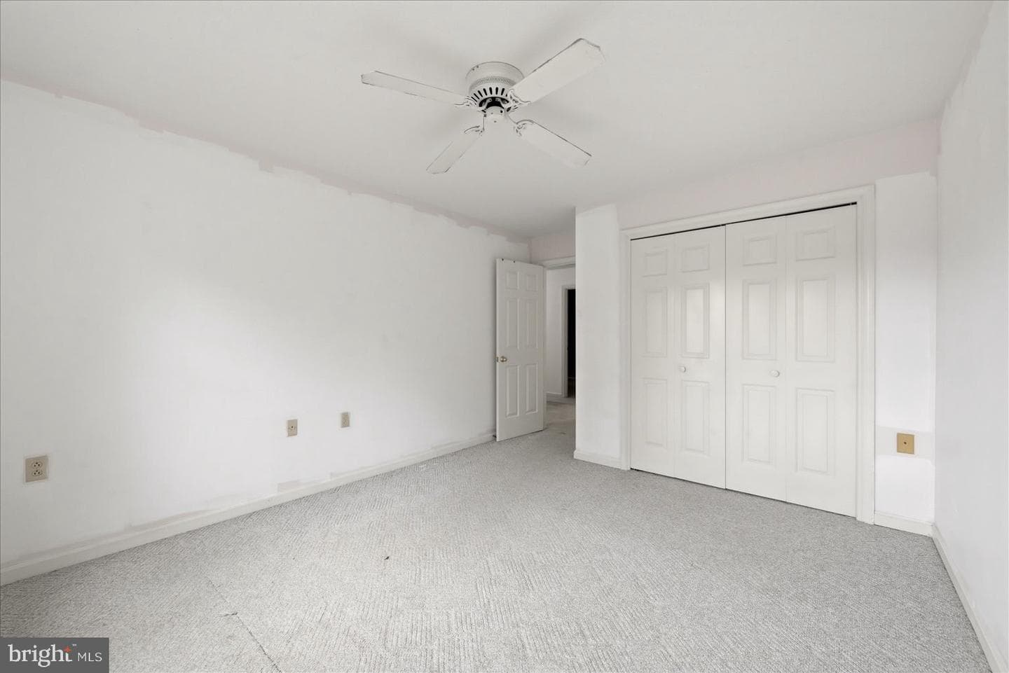 913 Orchard Hill Drive photo 33