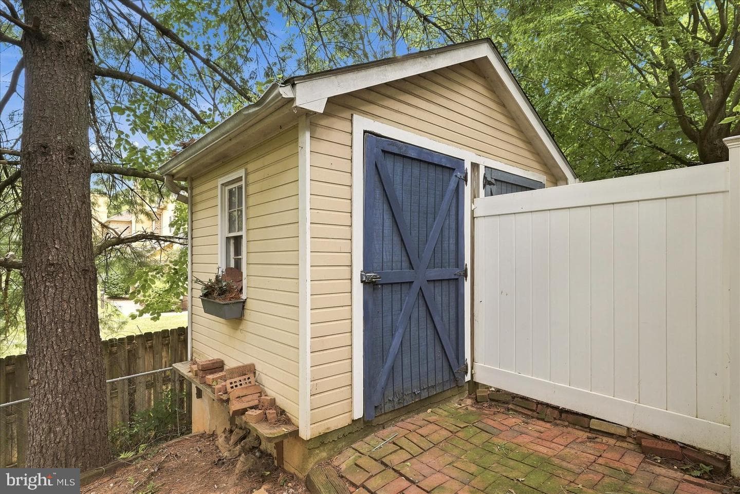 913 Orchard Hill Drive photo 39
