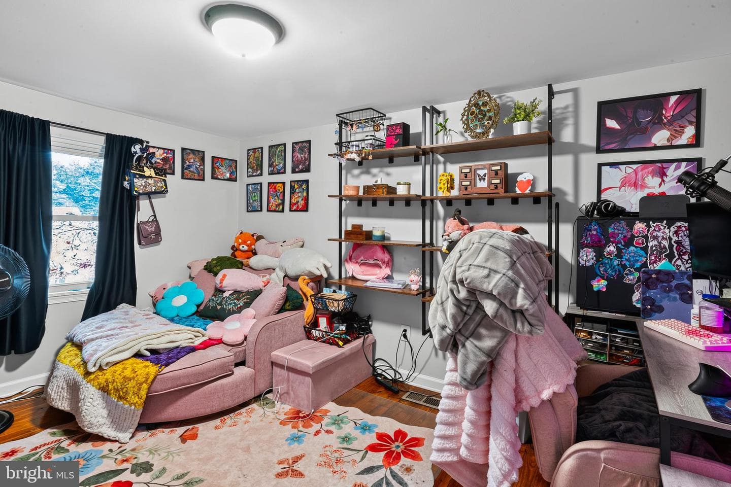 117 E Pall Mall Street photo 32