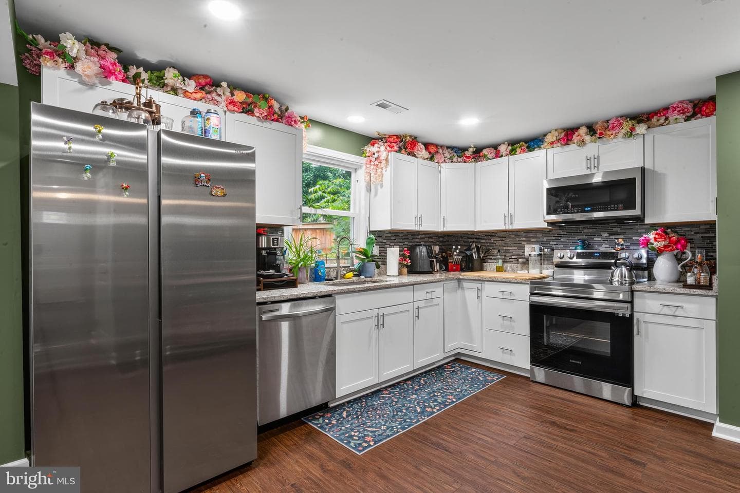 117 E Pall Mall Street photo 7