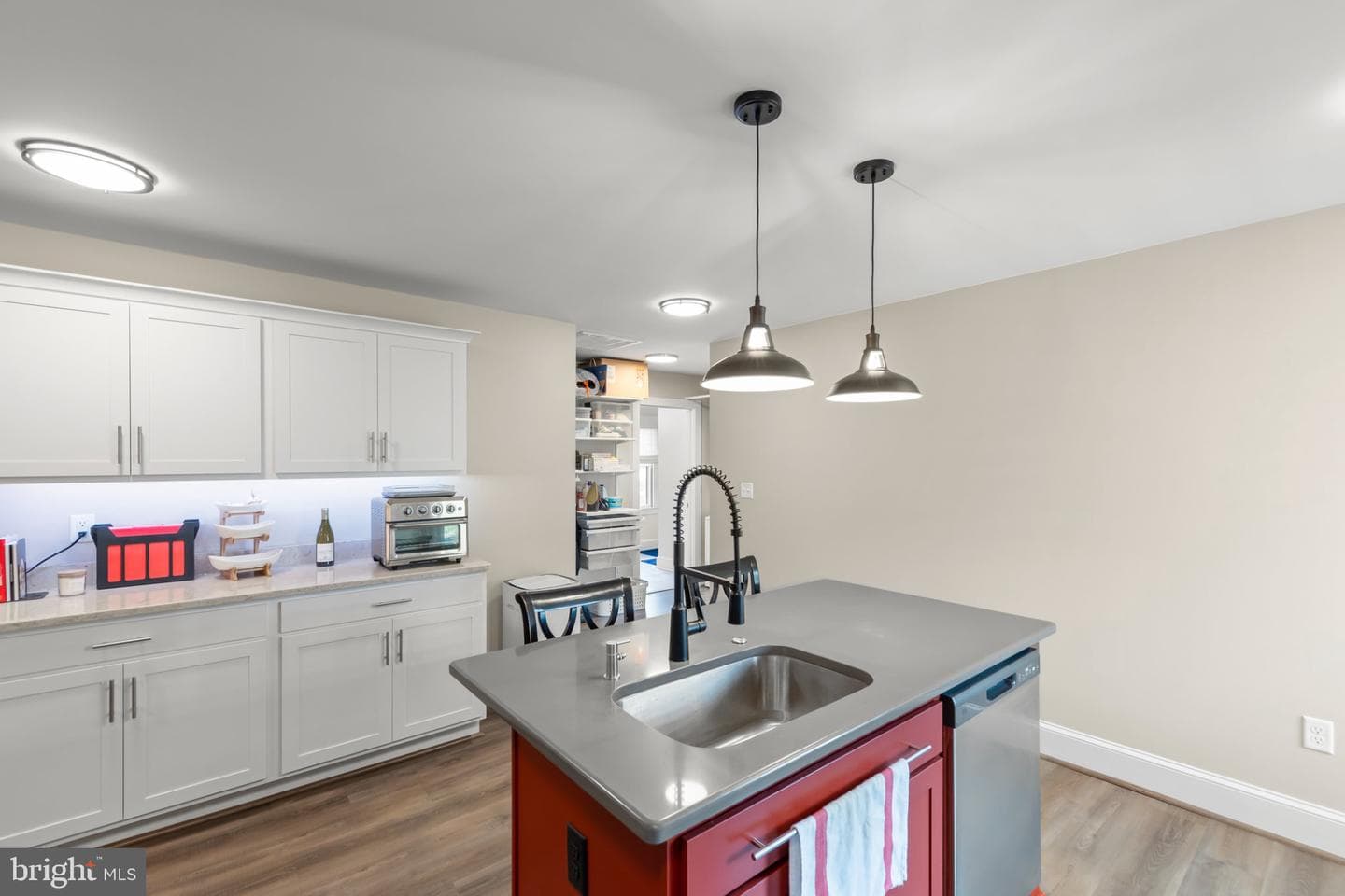 135 S Kent Street #202 photo 9