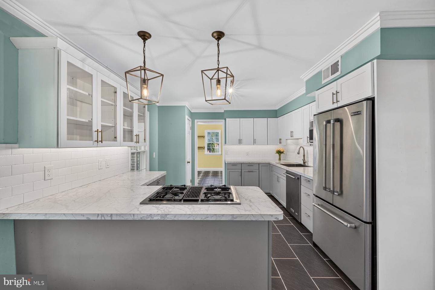 608 Bellview Avenue photo 4