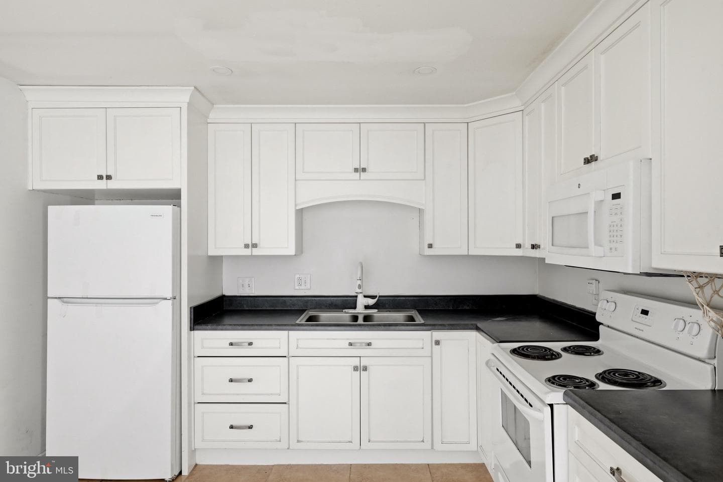 554 N Kent Street photo 14
