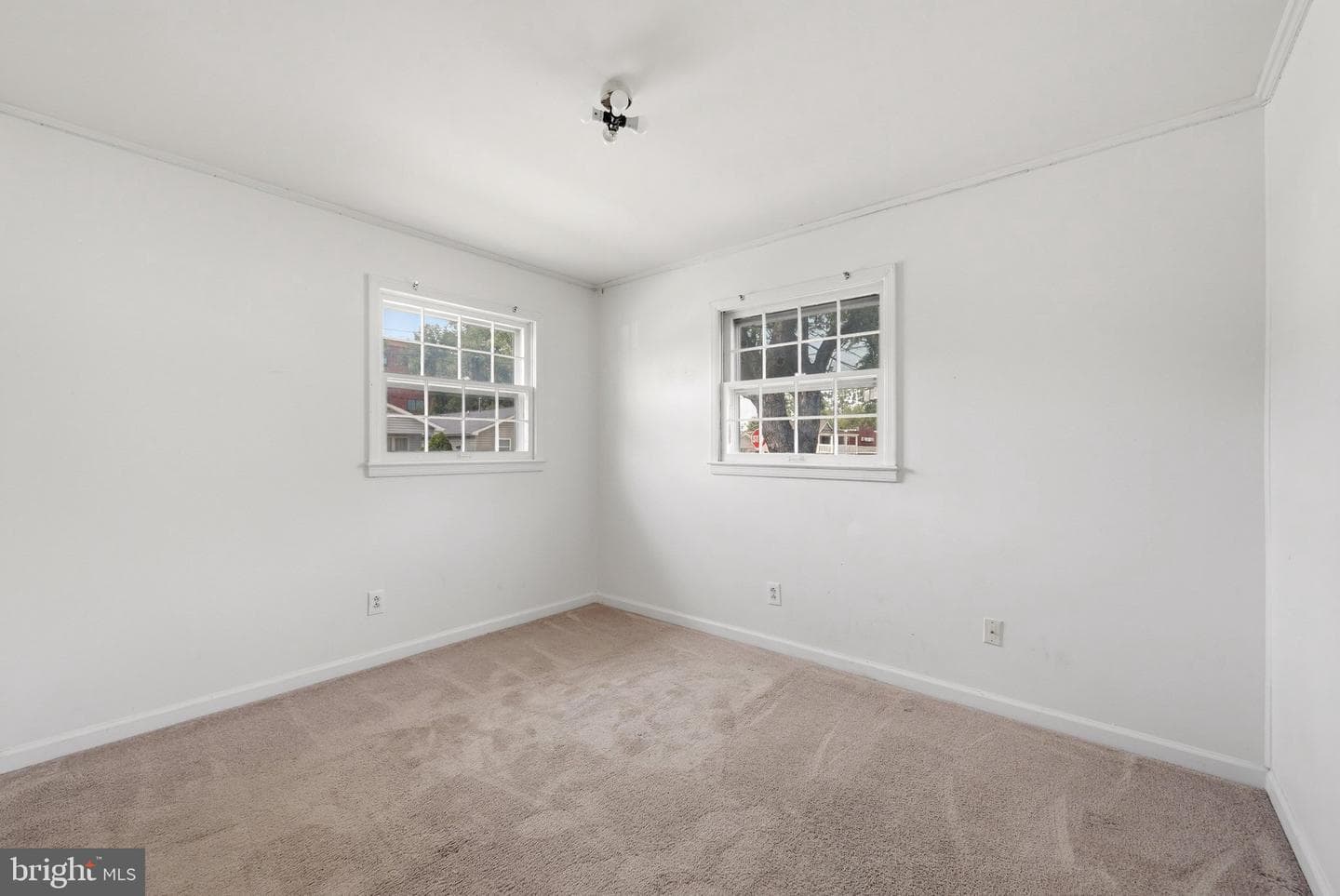 554 N Kent Street photo 20