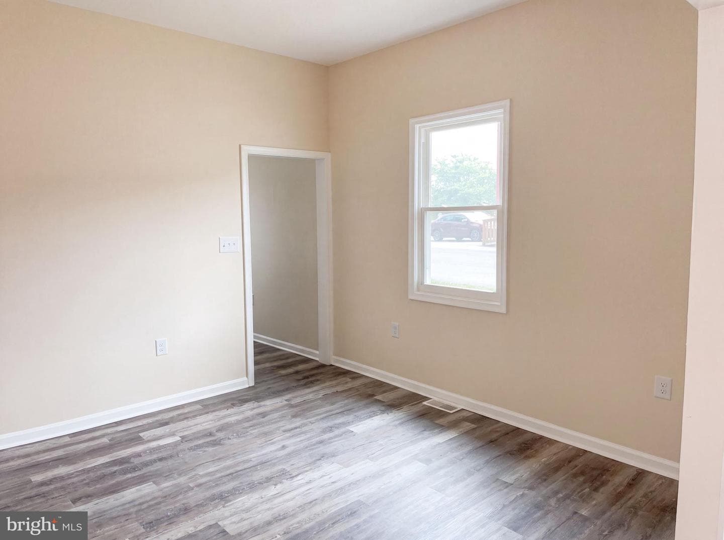 1314 S Braddock Street photo 4