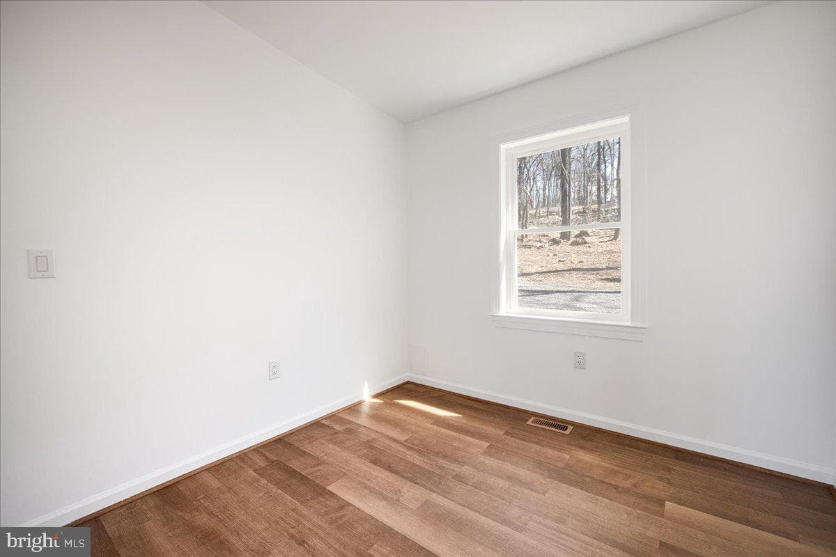 106 Mountain Spring Road photo 20