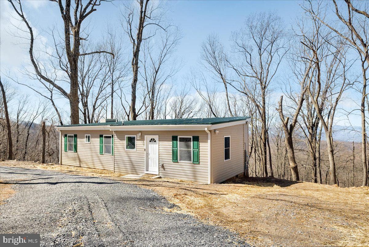 106 Mountain Spring Road photo 3