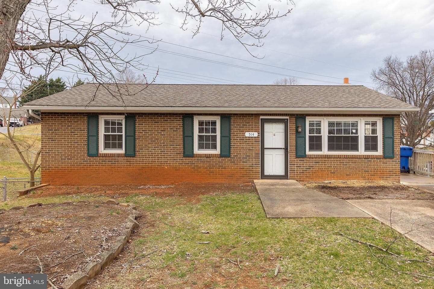 514 Frederick Avenue photo 1