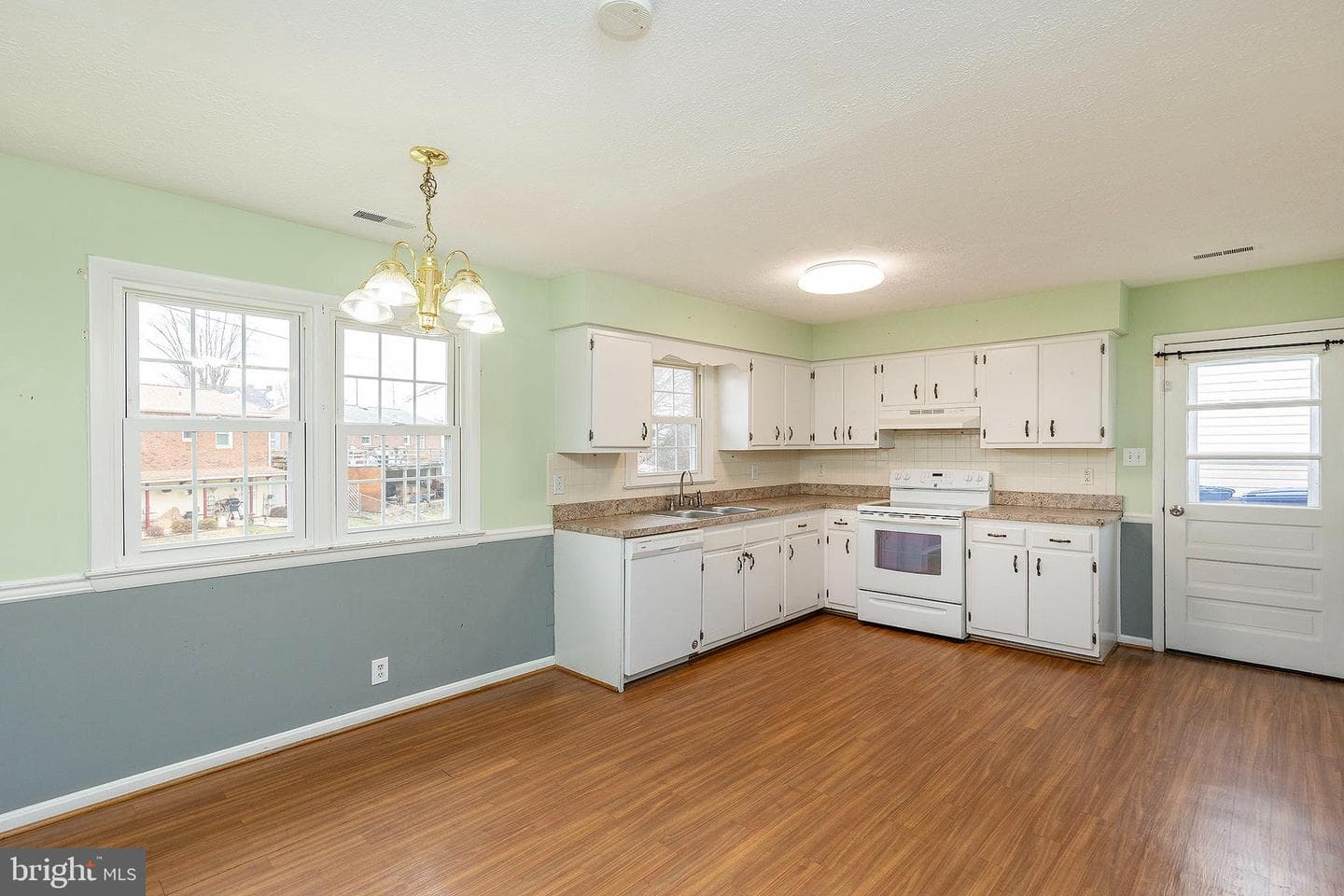 514 Frederick Avenue photo 15