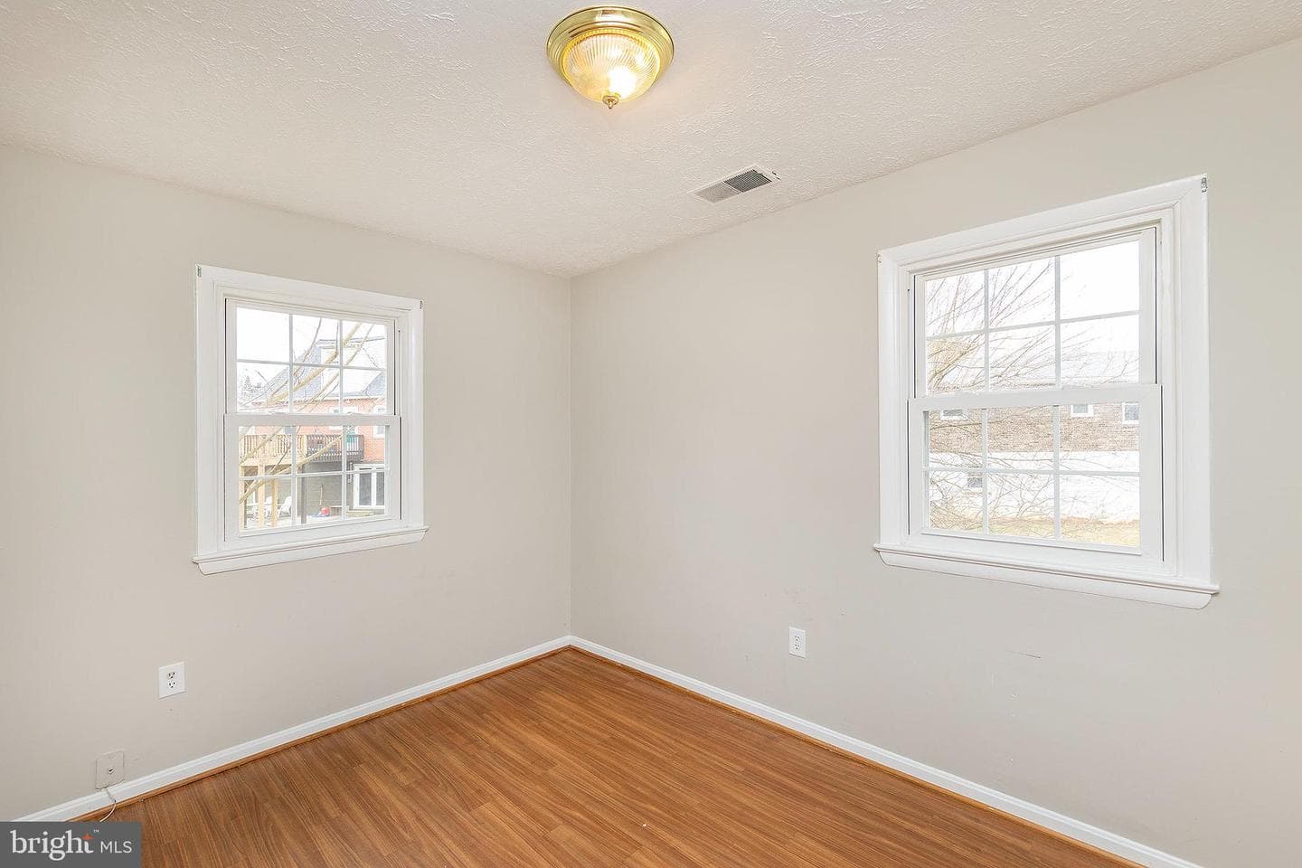 514 Frederick Avenue photo 24