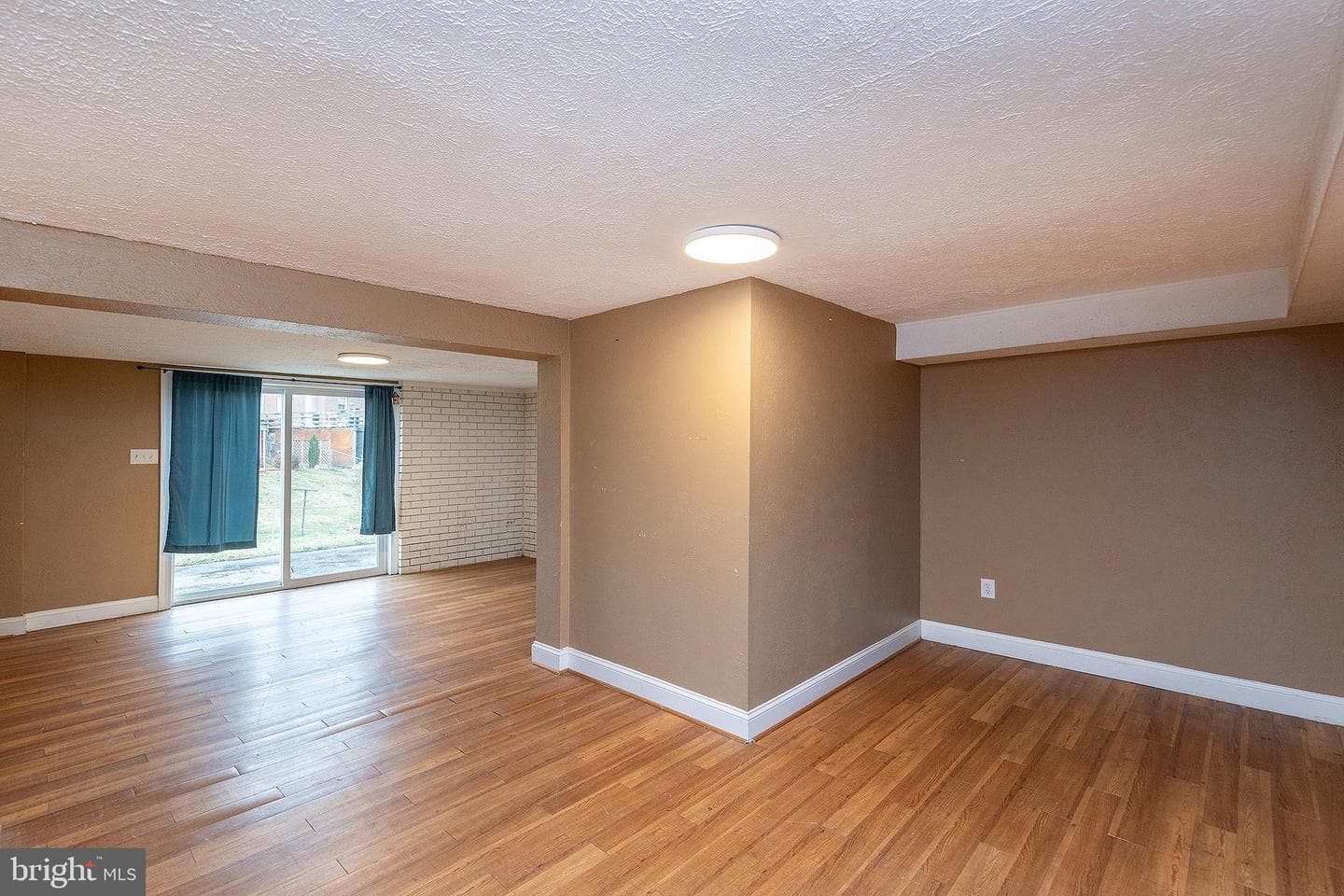 514 Frederick Avenue photo 34