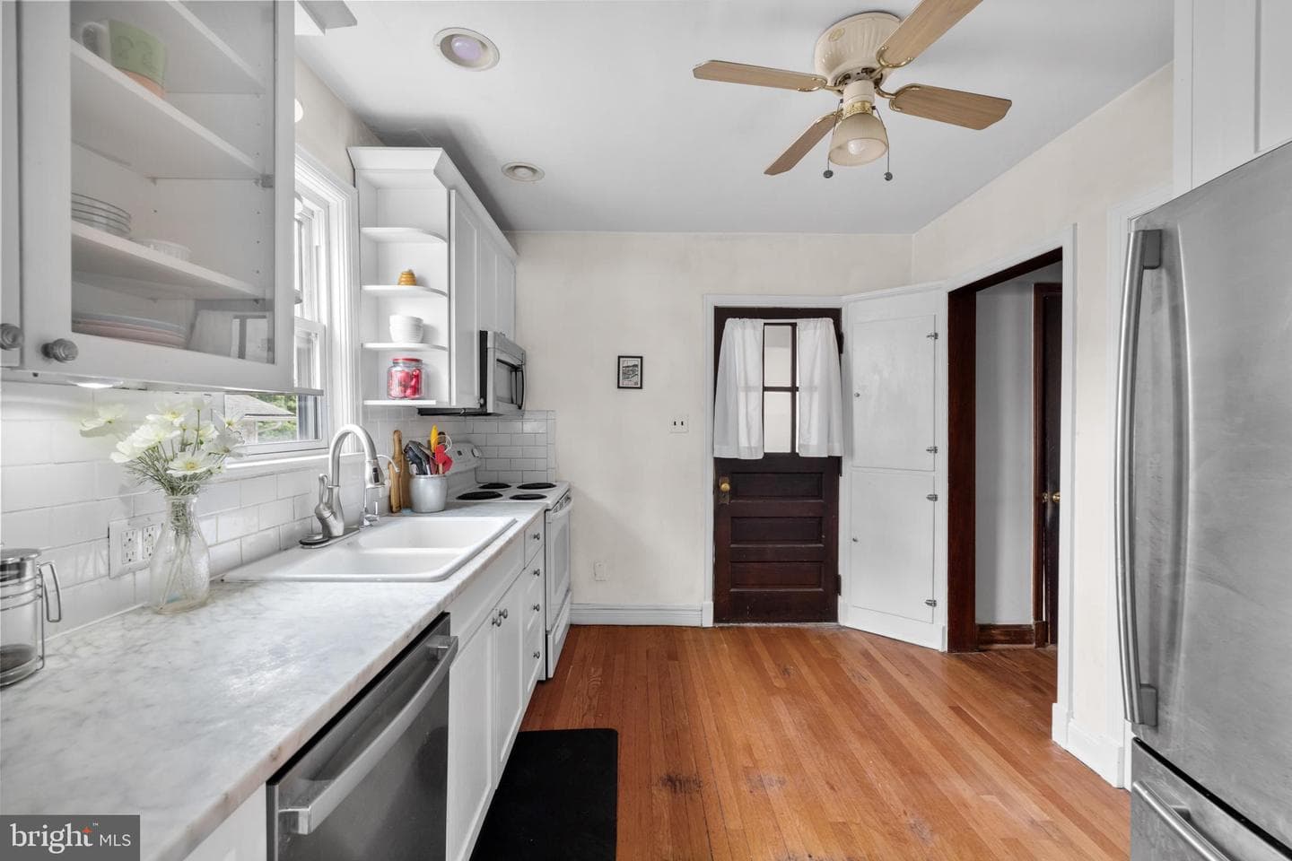 609 Washington Avenue photo 11