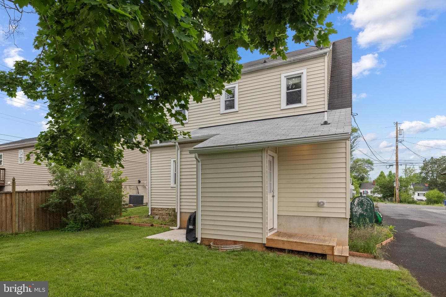 609 Washington Avenue photo 22