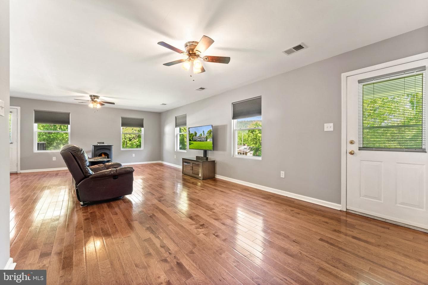 145 Blue Ridge Road photo 10