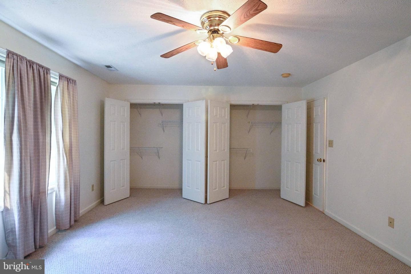 163 W Duck Street photo 22