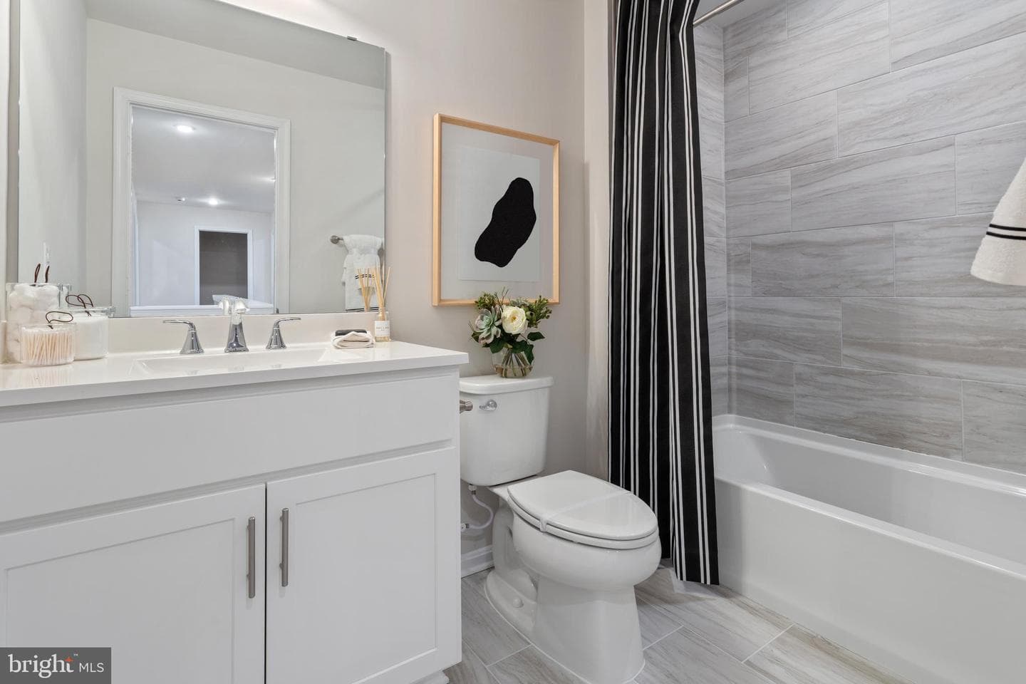 1195 Happy Ridge Drive photo 8