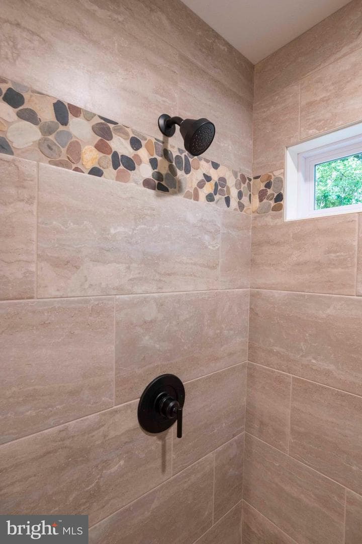 4421 Blue Mountain photo 35