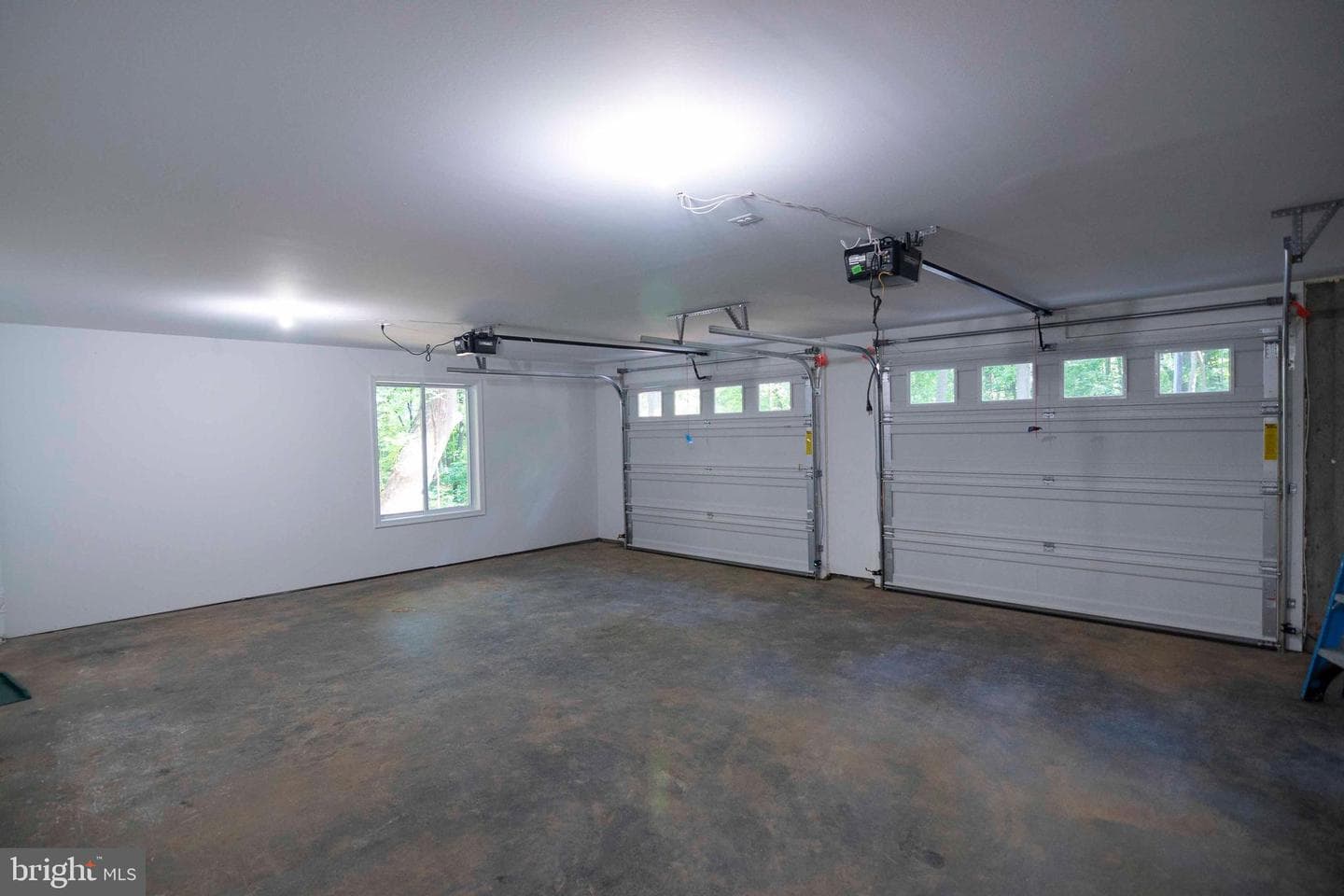 4421 Blue Mountain photo 52
