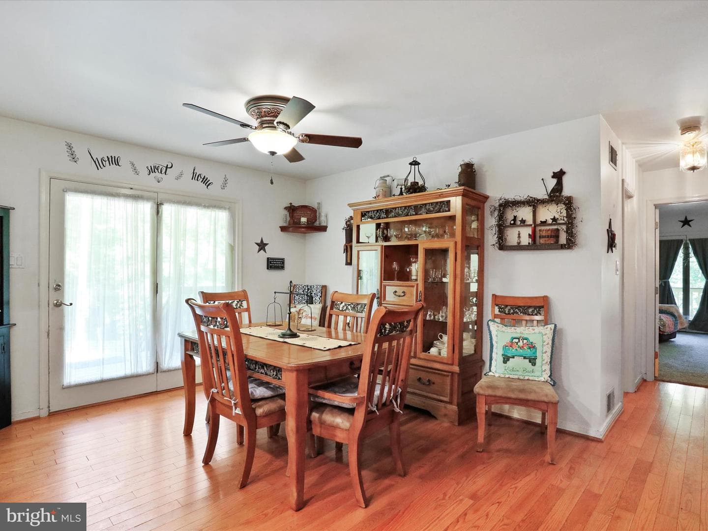 2741 Happy Creek Road photo 15
