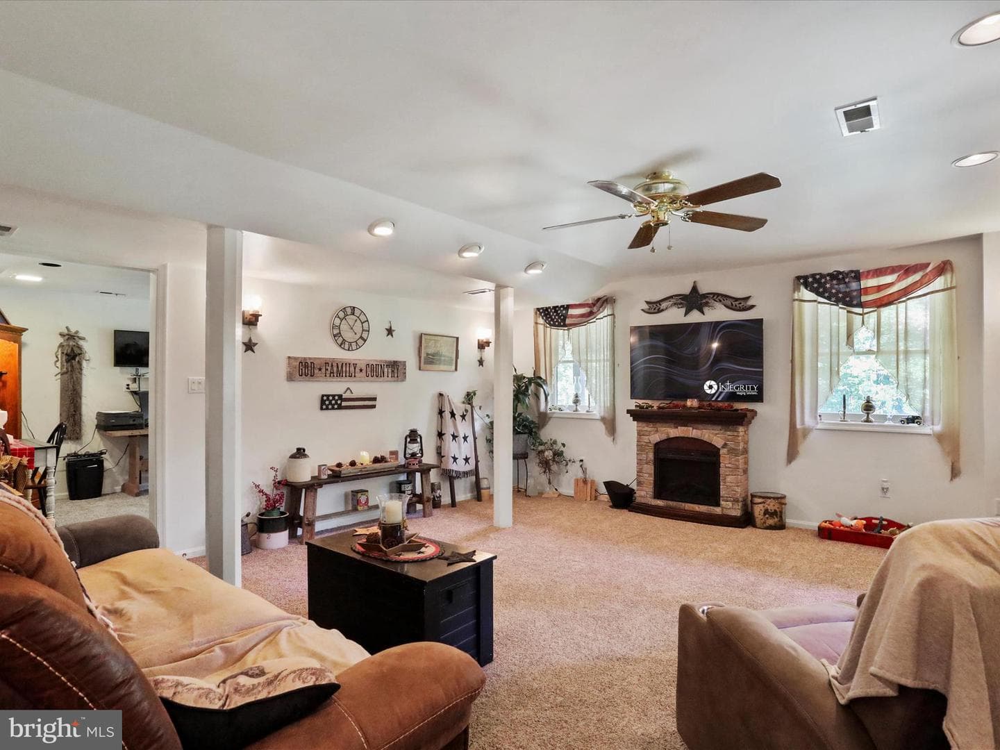 2741 Happy Creek Road photo 39