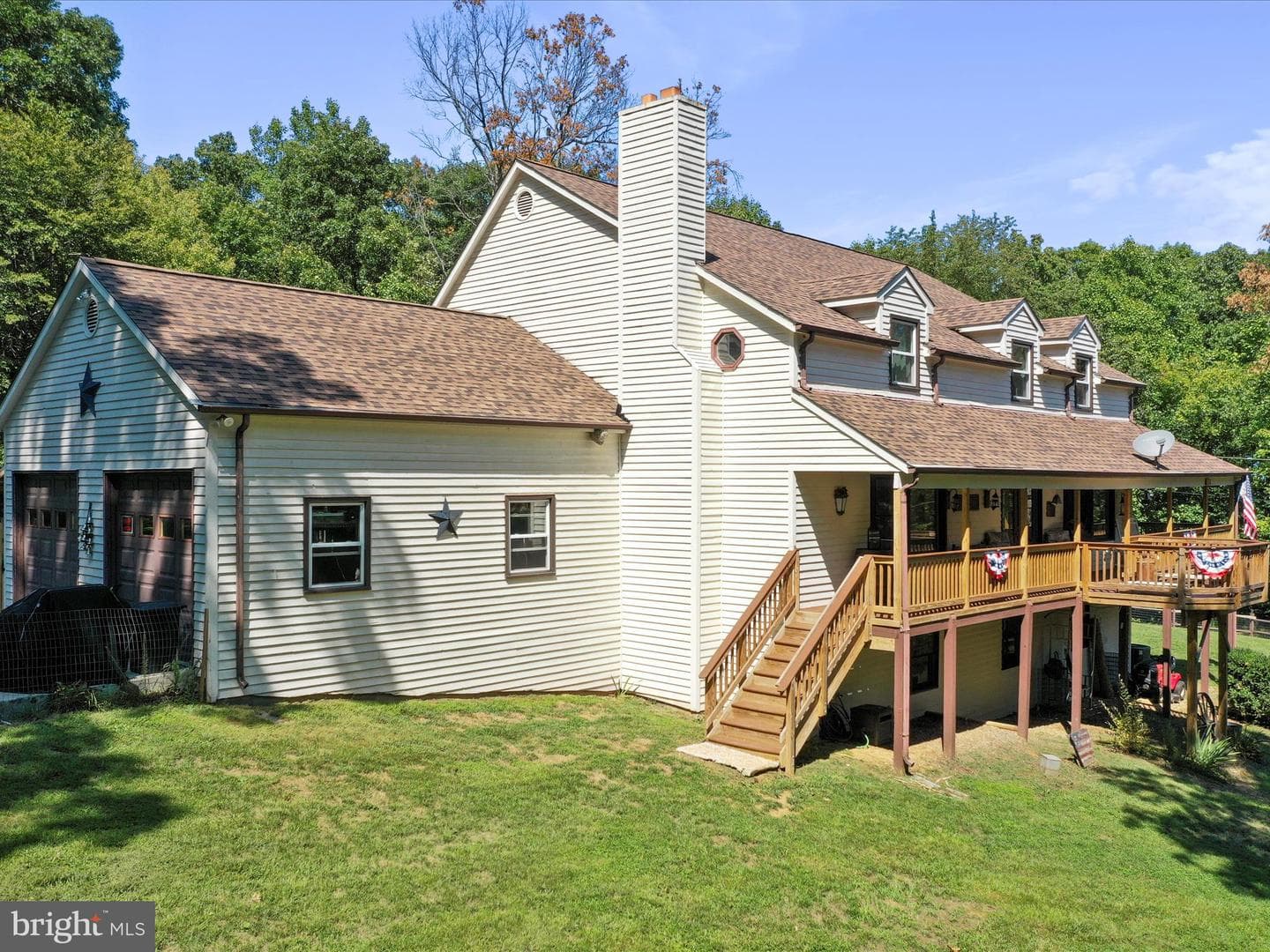 2741 Happy Creek Road photo 5