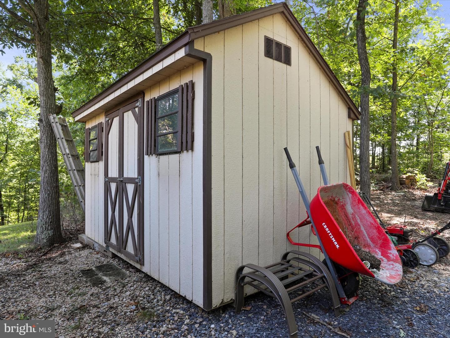 2741 Happy Creek Road photo 53