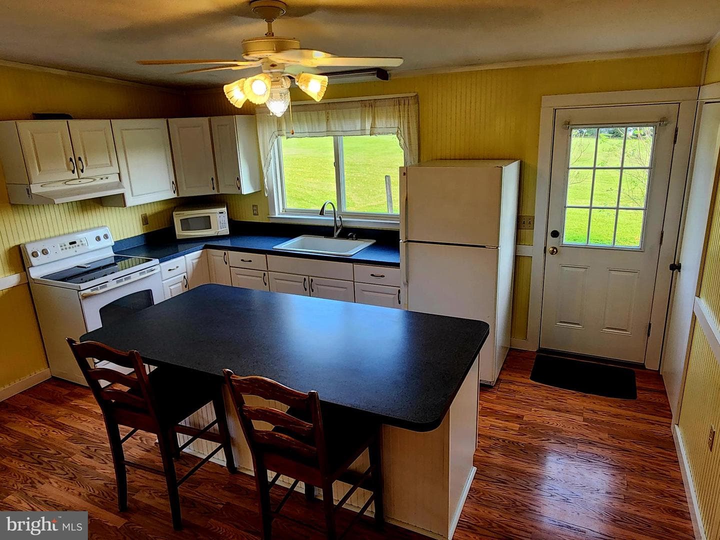 167 Robinson Road photo 21