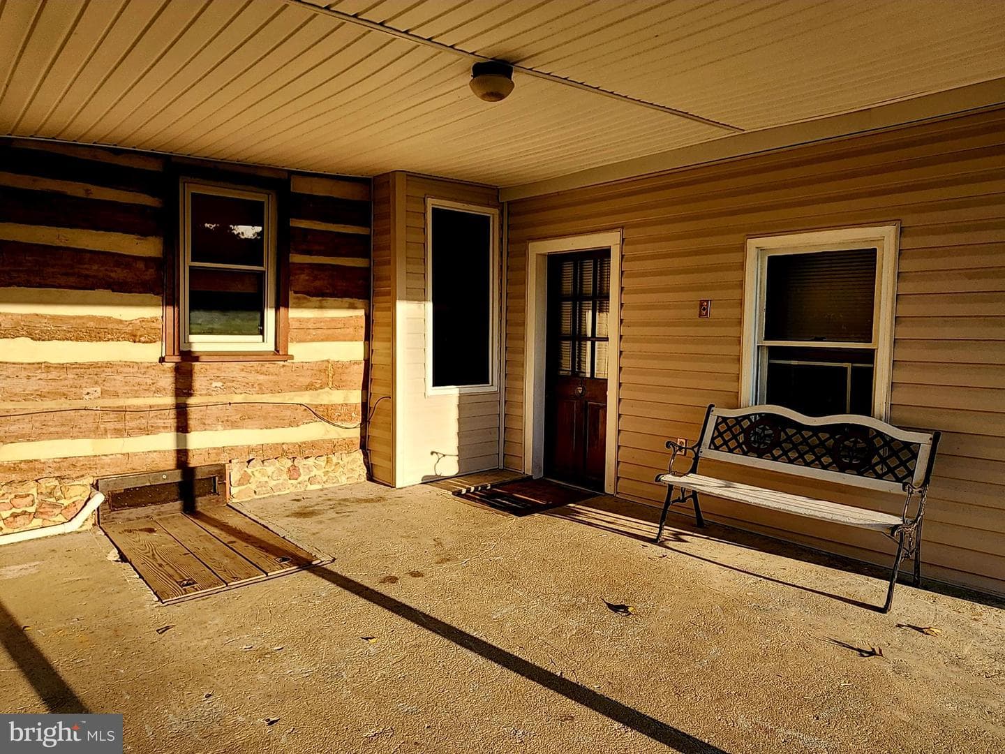 167 Robinson Road photo 3